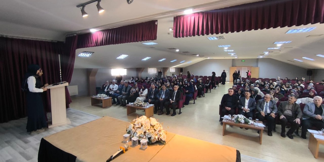 Vali Aktaş, Çalıştayı Açılış Programına Katıldı