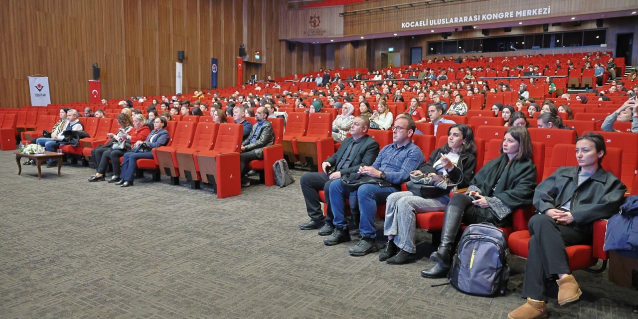 İzmit Körfezi’nin dünü,  bugünü ve yarını konuşuldu