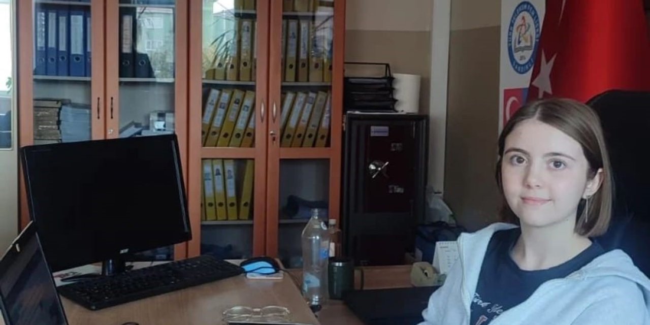 ULUSLARARASI BİLGİSAYAR KLAVYE YARIŞI    Türkiye Dünya şampiyonu oldu