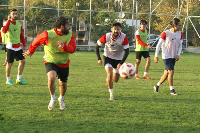 Birlikspor bugün 3 puana oynayacak