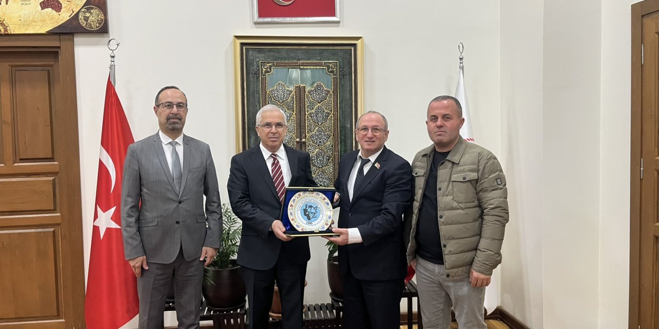 Türk Ocağı’ndan  Kaymakam  Dönmez'e "Hayırlı Olsun" Ziyareti