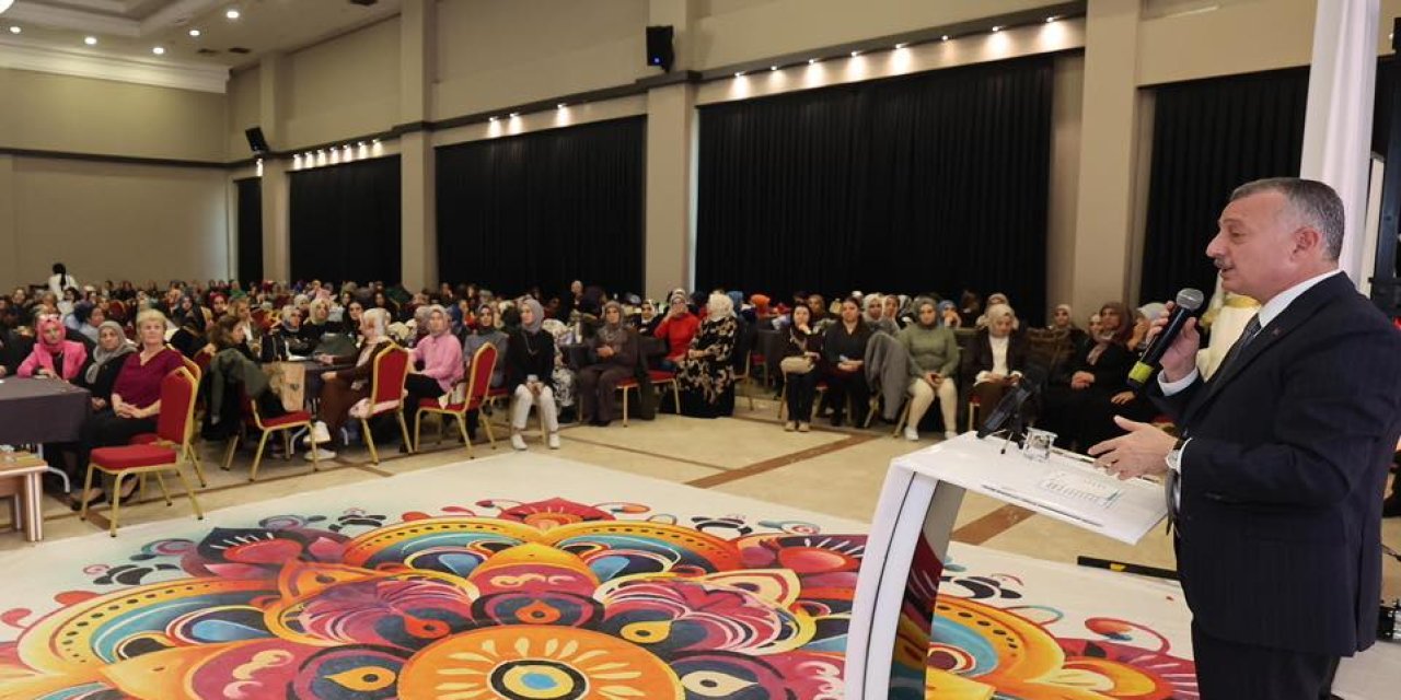 Büyükakın: “Kadınlar, hayatın  merkezinde yer alıyor”