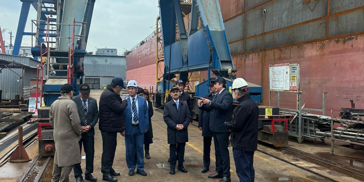 Vali İlhami Aktaş, Atlas  Tersanesi’ni Ziyaret Etti