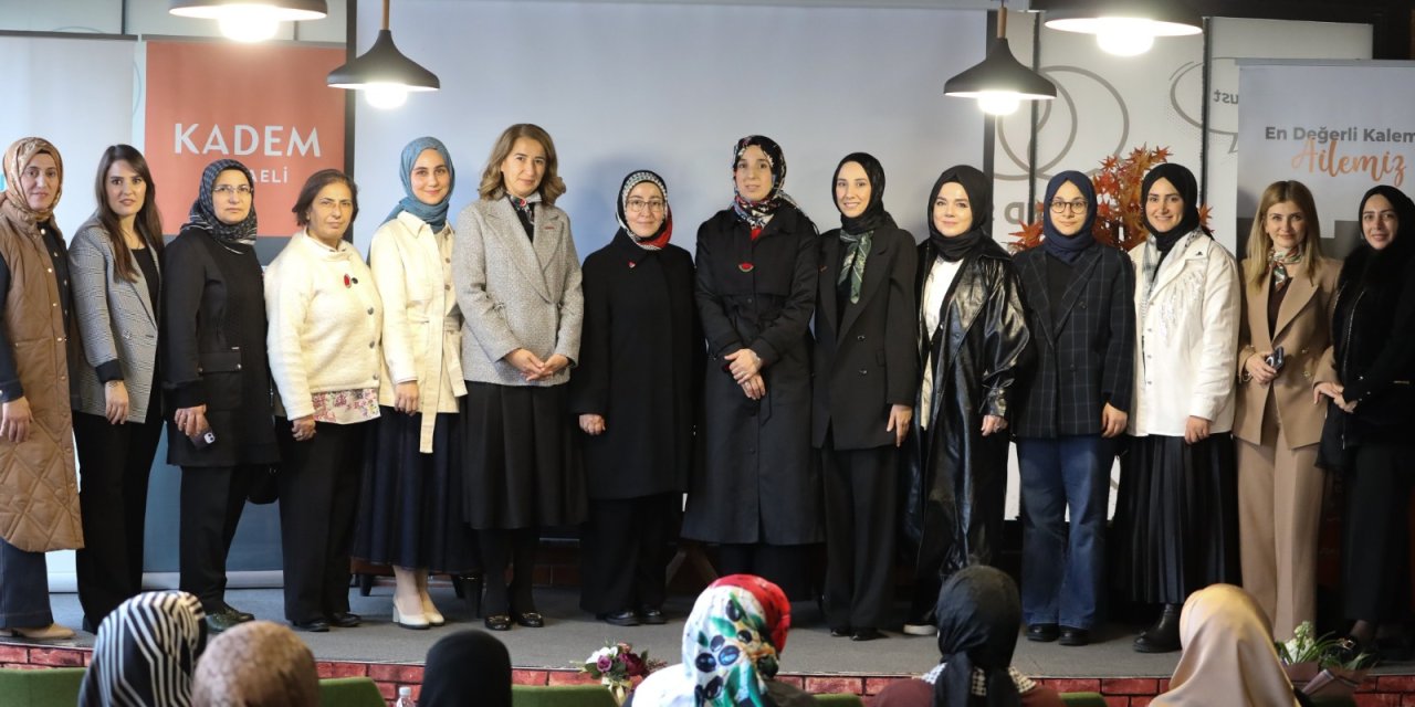 Kitaphane’de ‘’Gönüllülük ve Gazze’’ Söyleşisi