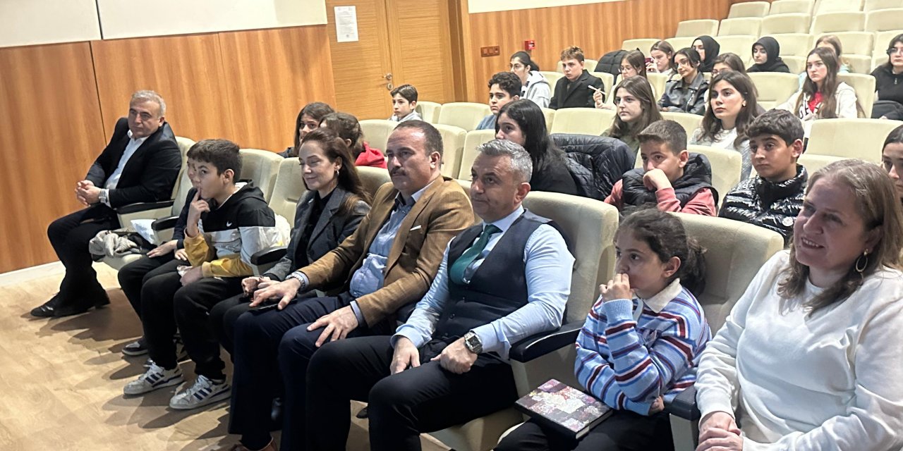 Gençler Bilim Kafe Etkinliğinde Buluştu