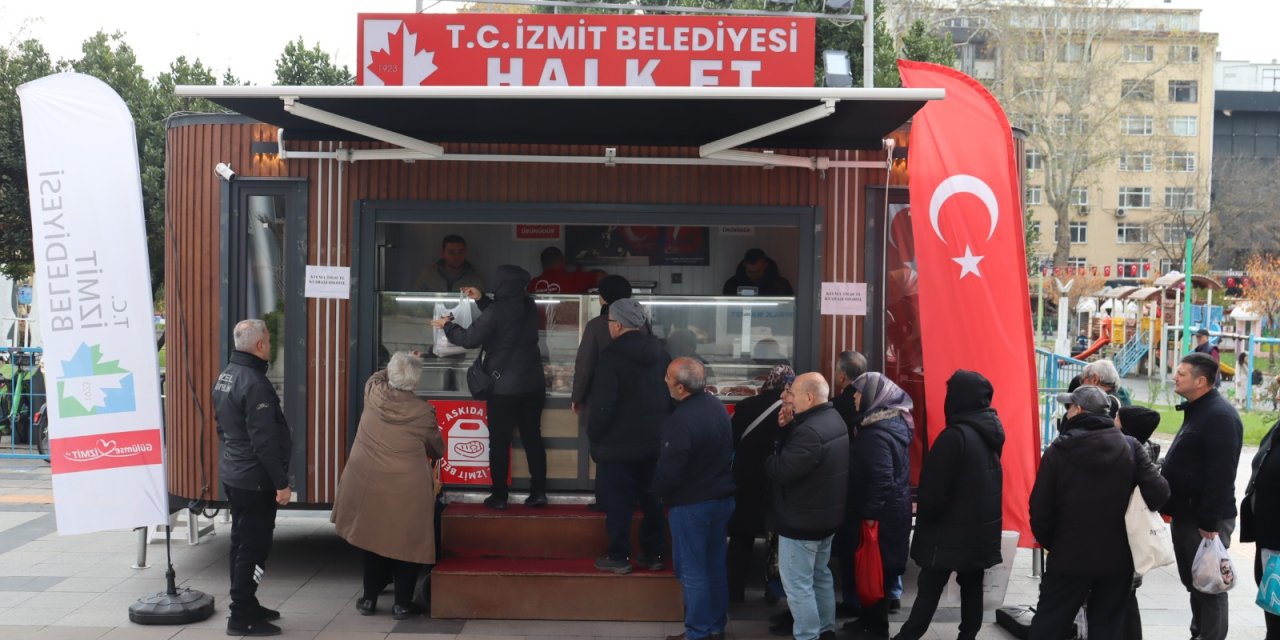 İzmit’te Halk Et yoğun ilgi gördü