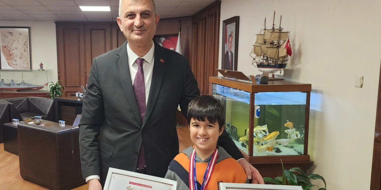 Matematik olimpiyatlarında 3 altın madalya kazandı