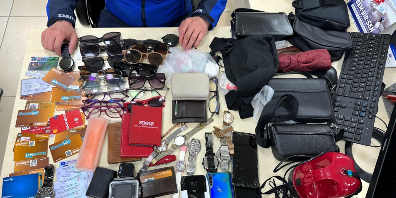 Unutulan eşyalar  güvende