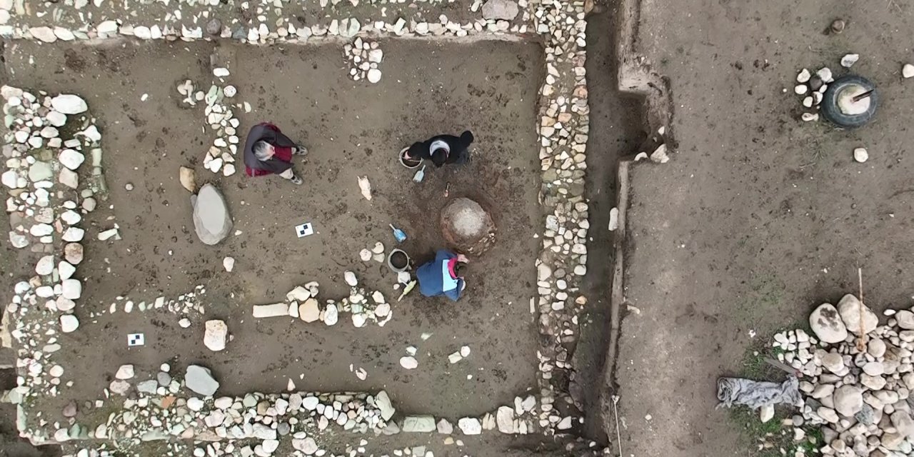 2 bin 600 yıllık tandır keşfedildi