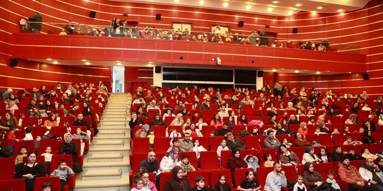 Büyükgöz’den Minik Sinemaseverlere Sürpriz