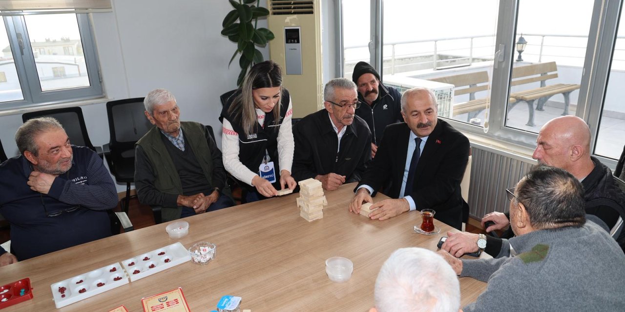 Büyükgöz, Huzurevi Sakinleriyle Buluştu