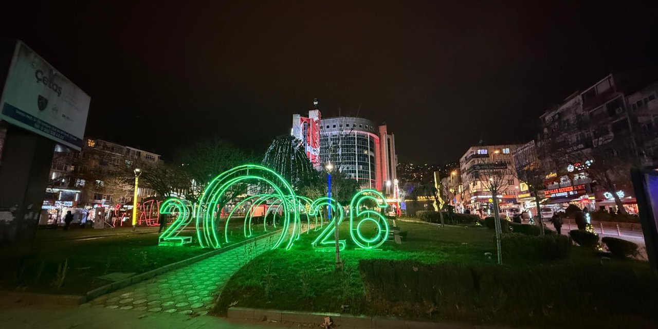 Edebiyat Sokağı ve Sabri Yalım Parkı’nda   ücretsiz internet hizmeti başladı!