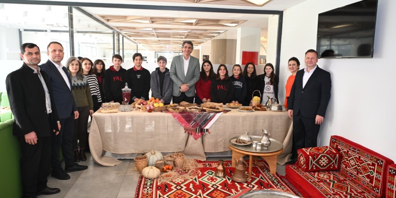 Gelenek ve Gelecek Bir Arada