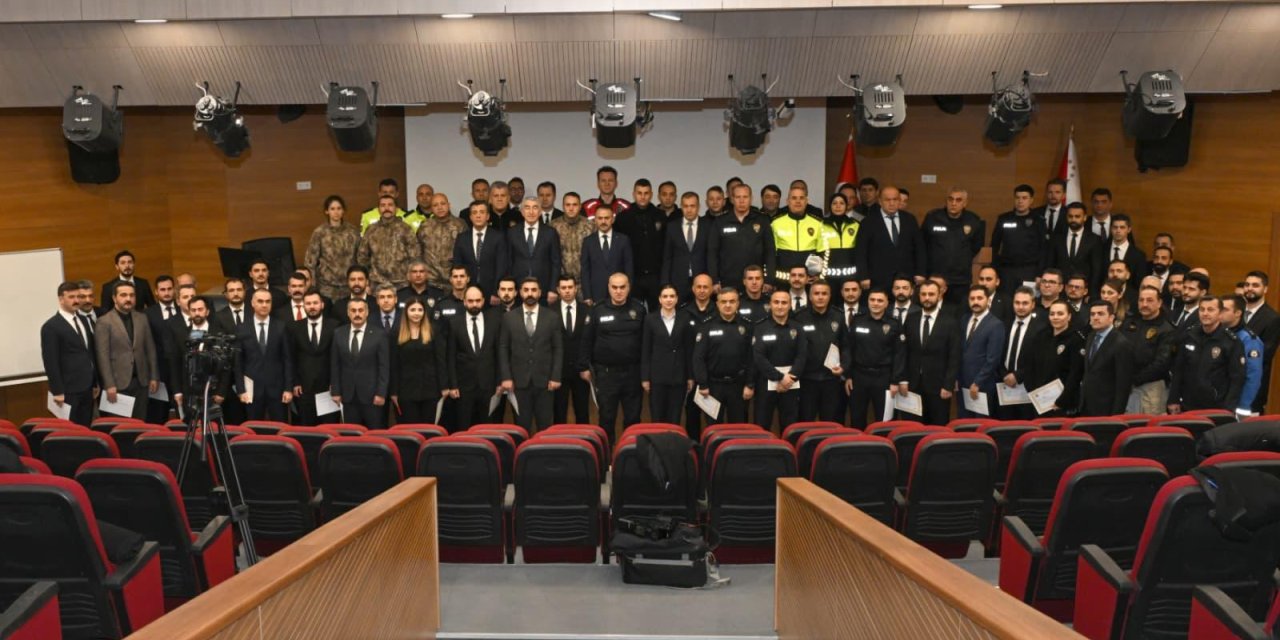 Vali i Aktaş’tan İl Emniyet Müdürlüğü Ziyareti