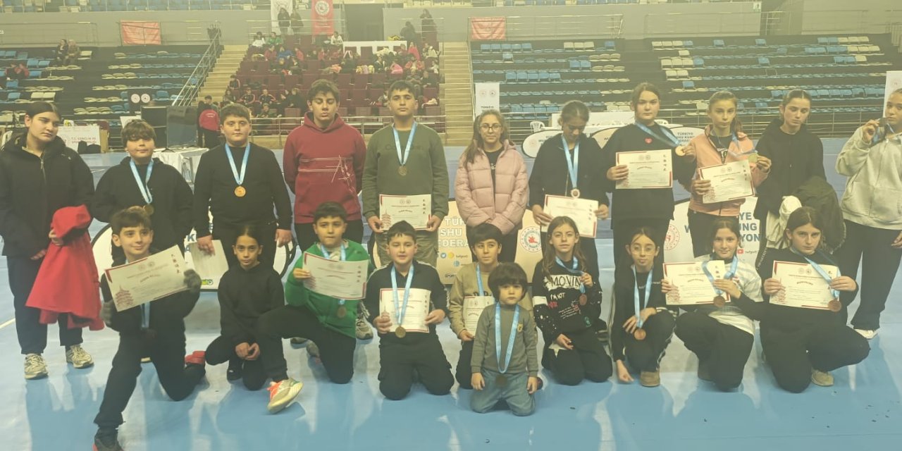 Bizim Çocuklar Tarih Yazdı