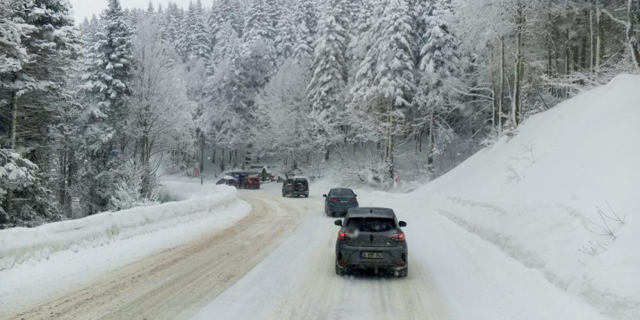 Uludağ kayak tutkunlarını bekliyor