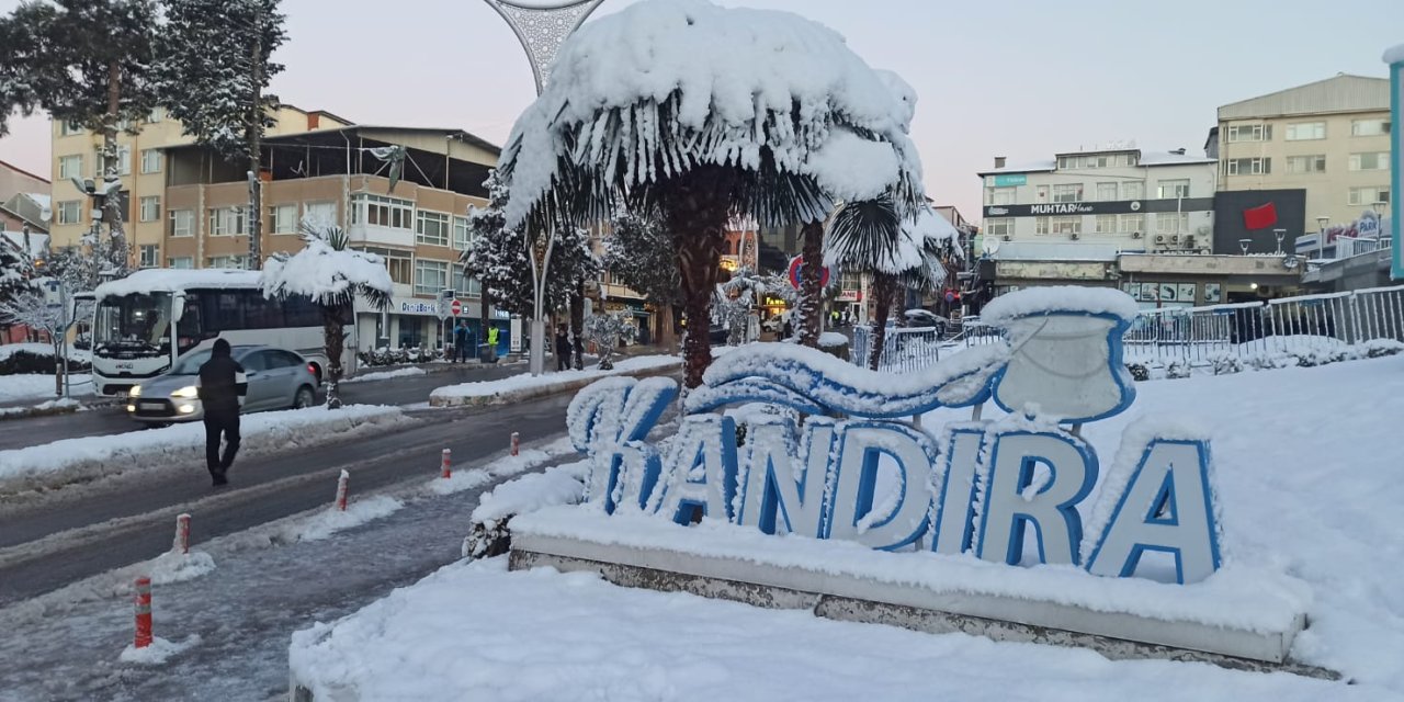 Kandıra Beyaza Büründü