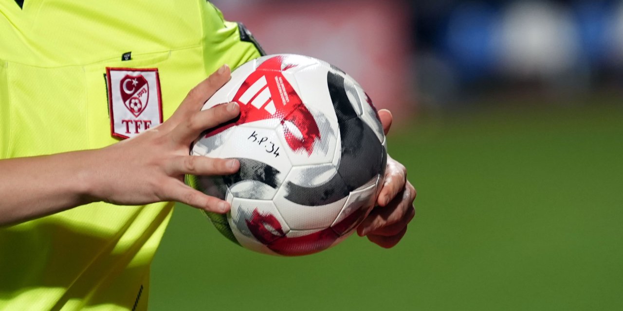 Turkcell Süper Kupa yarı final maçlarını yönetecek hakemler belli oldu