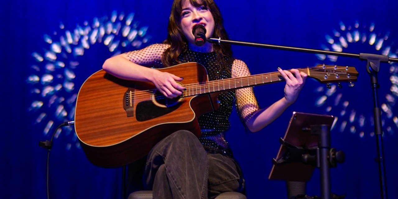 Melis Fis, 1 yılda Türkiye’nin 81 ilinde sahne aldı