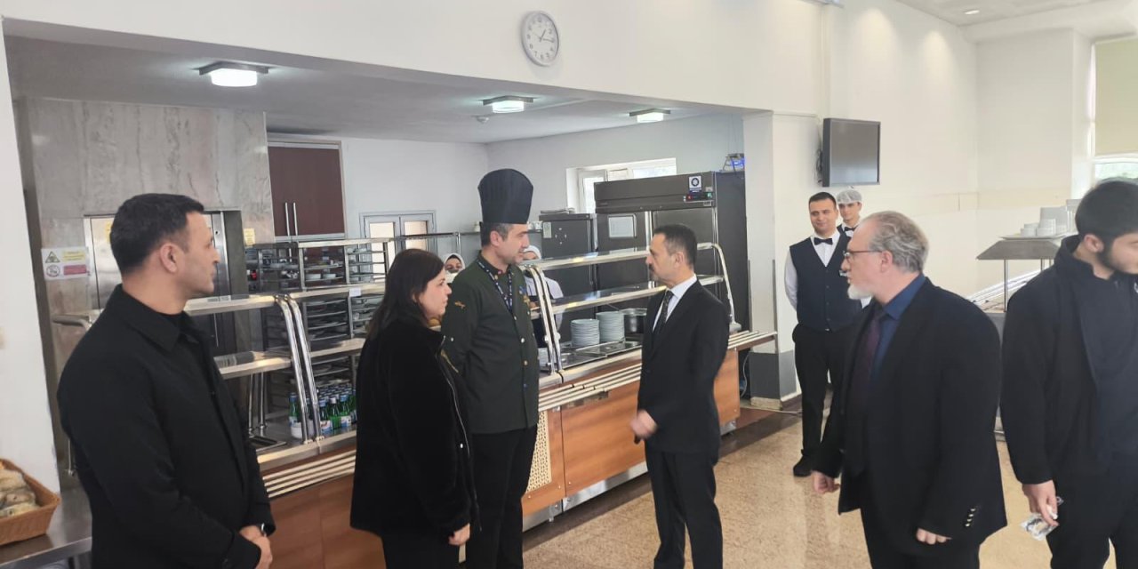 Vali Aktaş, TÜBİTAK Fen Lisesi'nde  İncelemelerde Bulundu