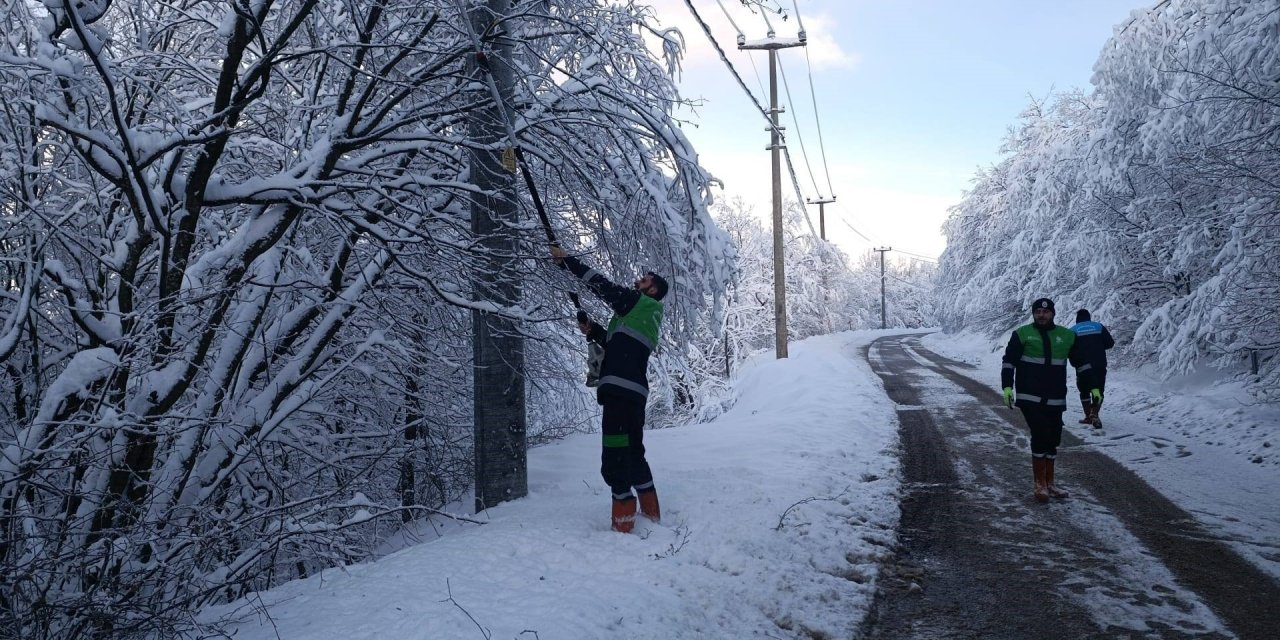 Başiskele'de karla mücadele çalışmaları