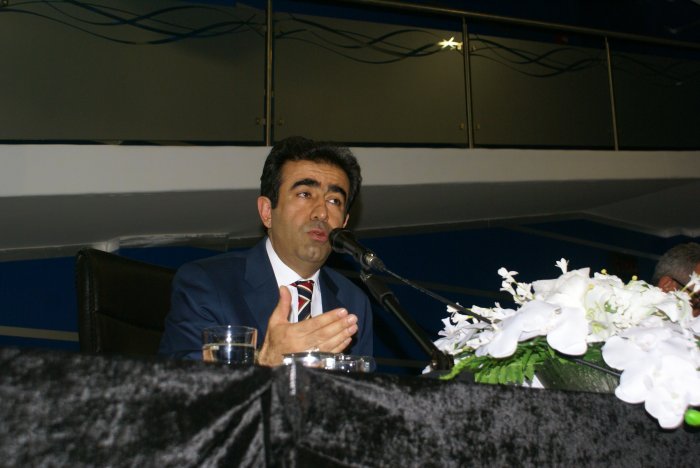 “Toplumun gelişmesinde kadının katkısı büyük olmuştur”