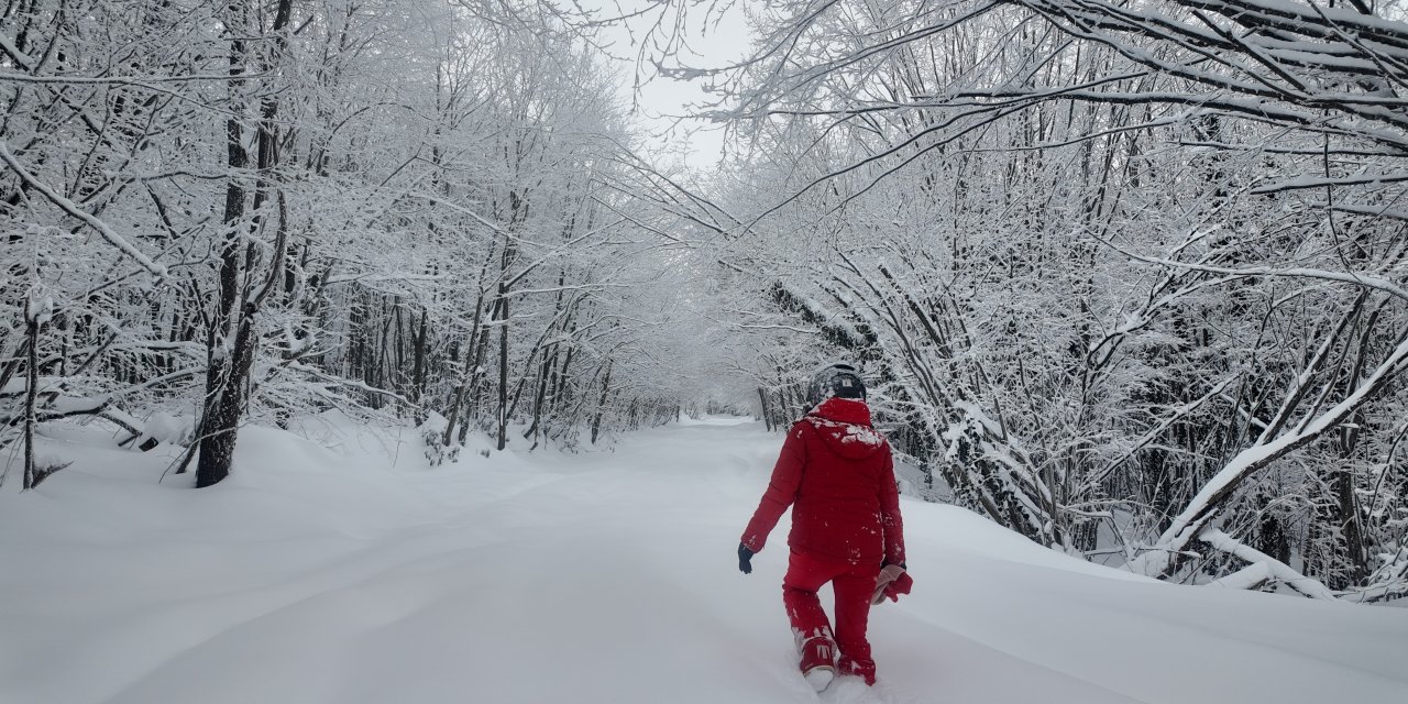 Lapa lapa kar altında  adrenalin dolu yolculuk