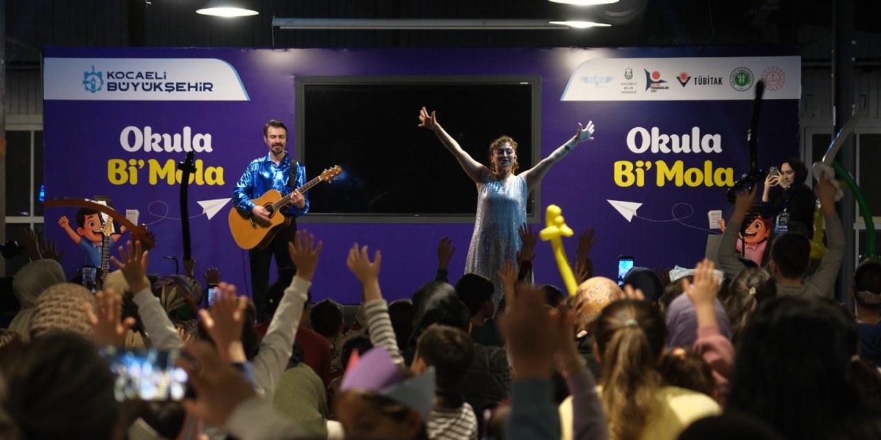 105 bin ziyaretçi, “Okula Bi’ Mola’da” bilimle buluştu