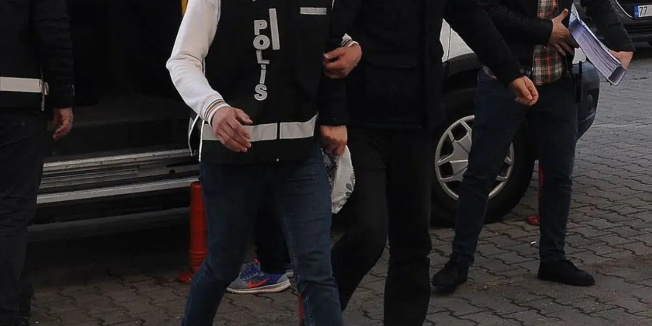 Kocaeli'de uyuşturucudan 14 şüpheli tutuklandı