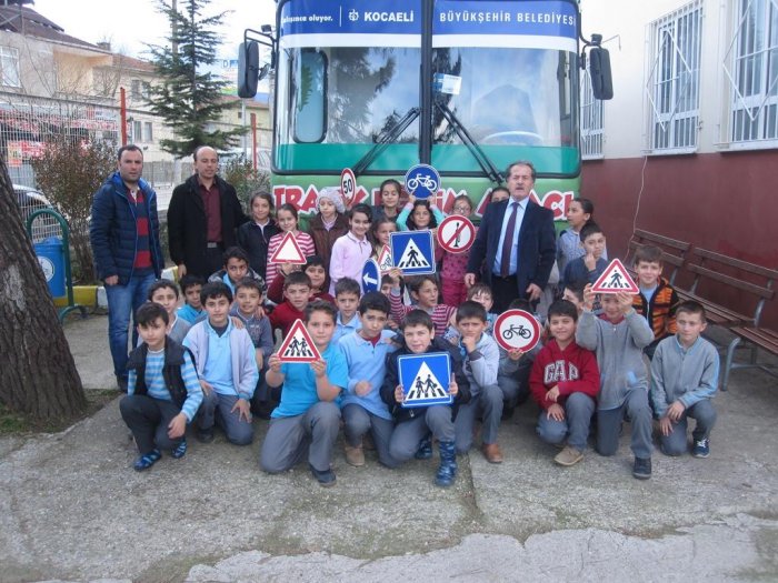 122 bin öğrenciye trafik eğitimi!