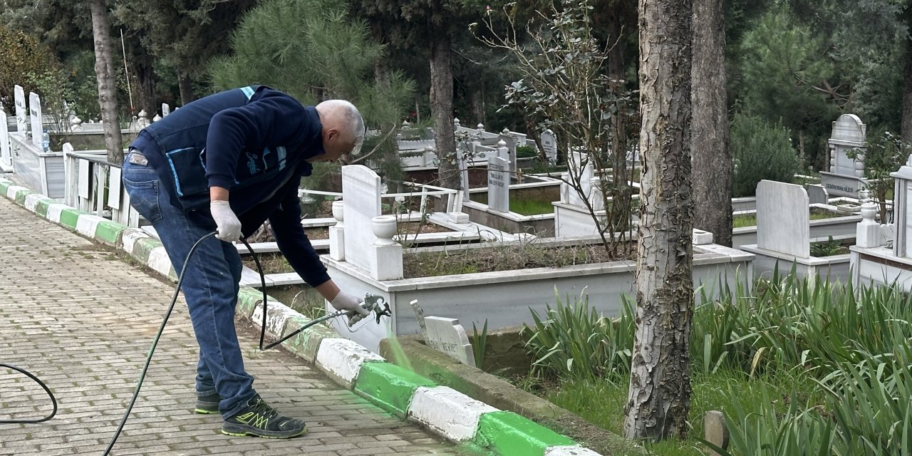 Mezarlıklarda  bakım onarım çalışmaları
