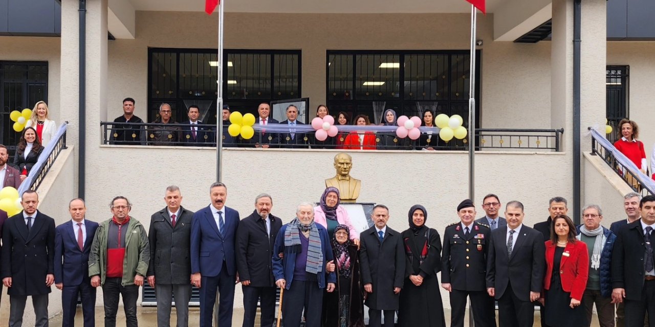 Gölcük Hükümet Konağı Hizmete Girdi