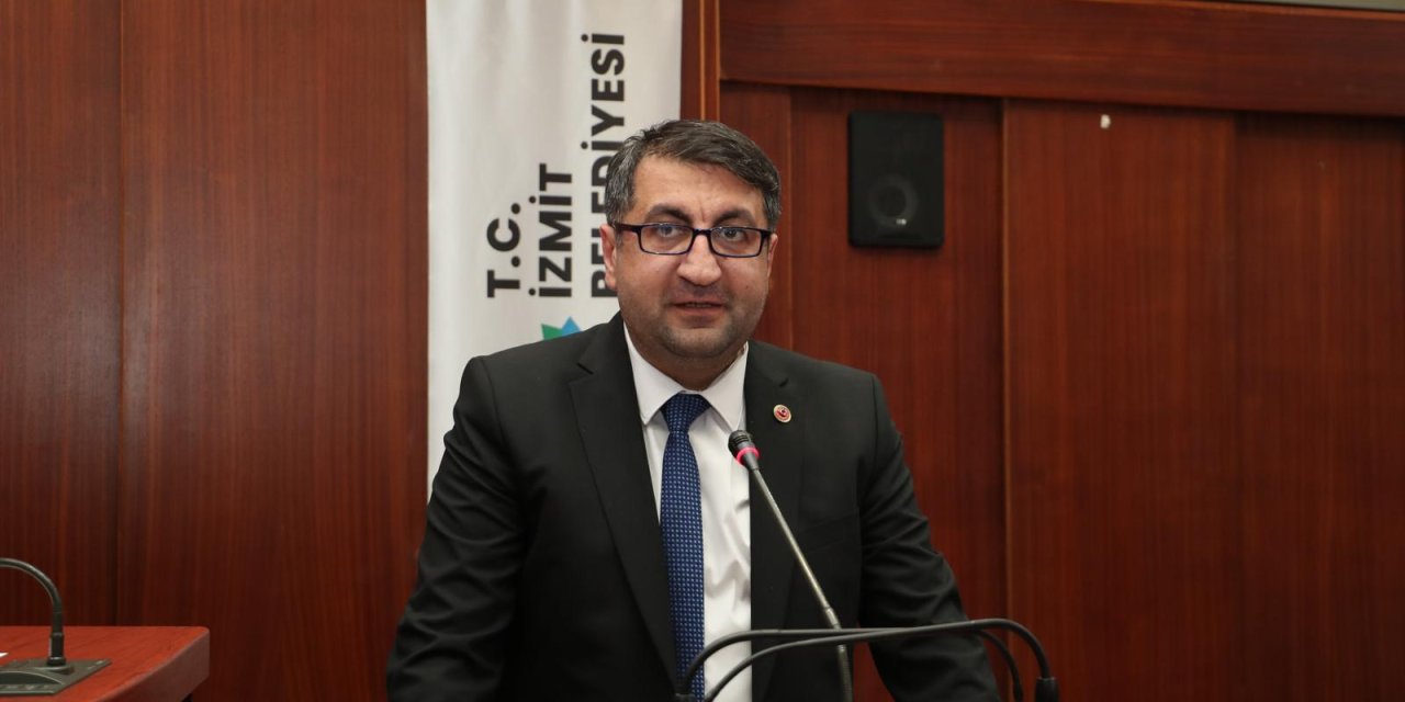 CHP’li Atasever: Enkazda değil meclis salonlarında mücadele etmeliyiz