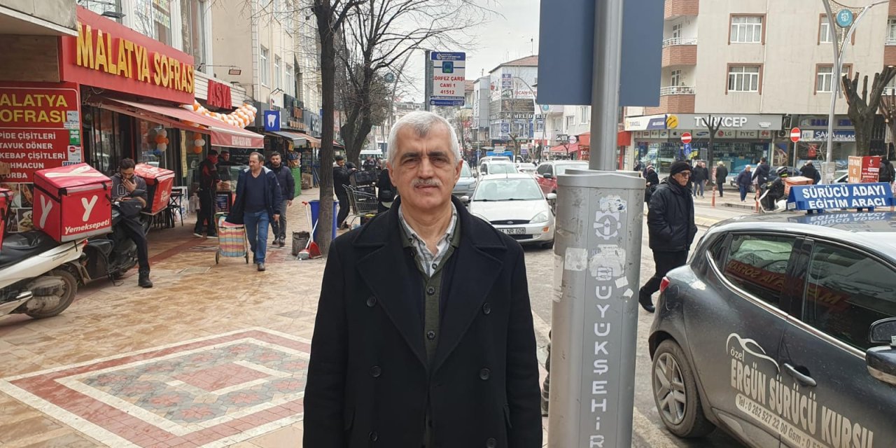 Gergerlioğlu, "Esnaf aile boyu çalışsa da geçinemiyor"