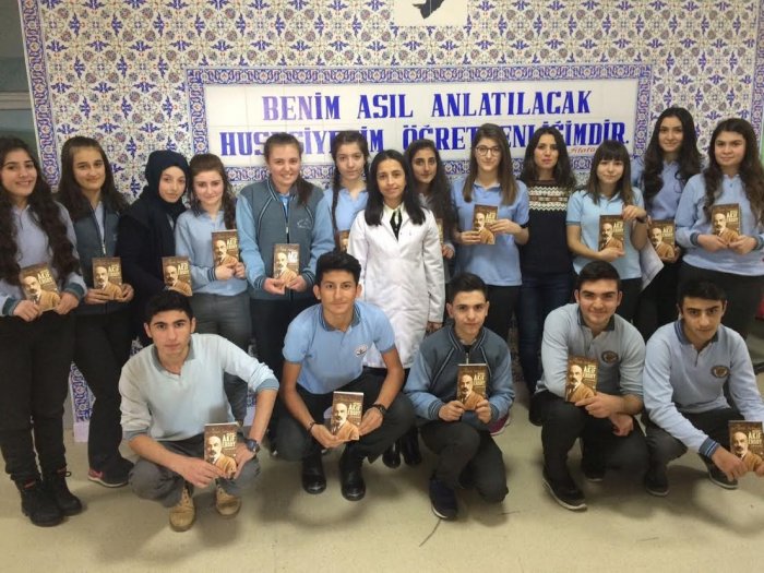 Gebzeli Gençler Akif Okuyor!