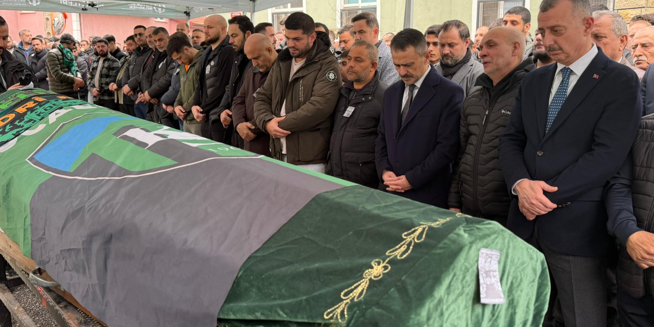 Tribünden düşerek hayatını kaybeden Harda Kaçmaz son yolculuğuna uğurlandı