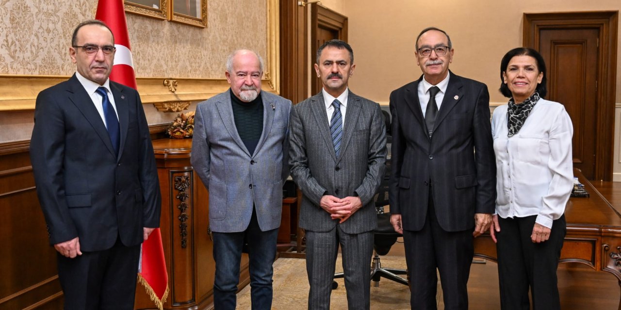 Türk Hava Kurumu İzmit Şubesi’nden, Vali Aktaş'a Ziyaret