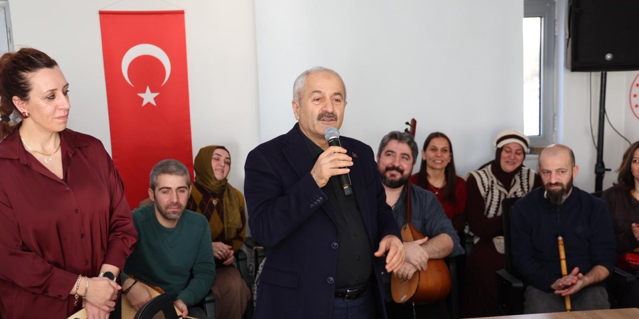 Büyükgöz’den Huzurevi  Sakinlerine Moral Ziyareti