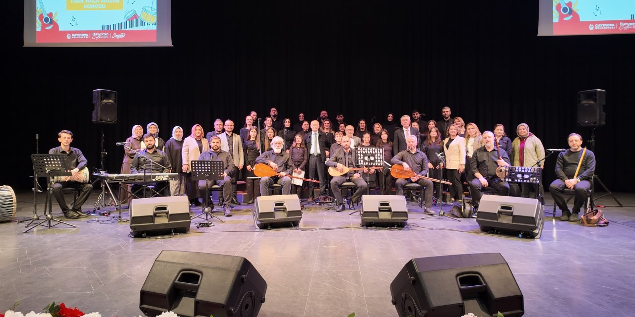 Türk Halk Müziği korosu çok beğenildi