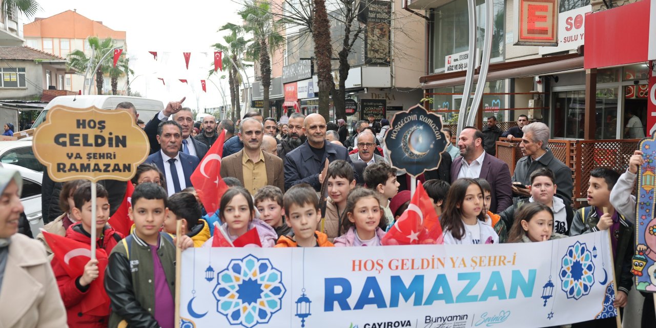 Çayırova’da Ramazan Yürüyüşü Yapıldı