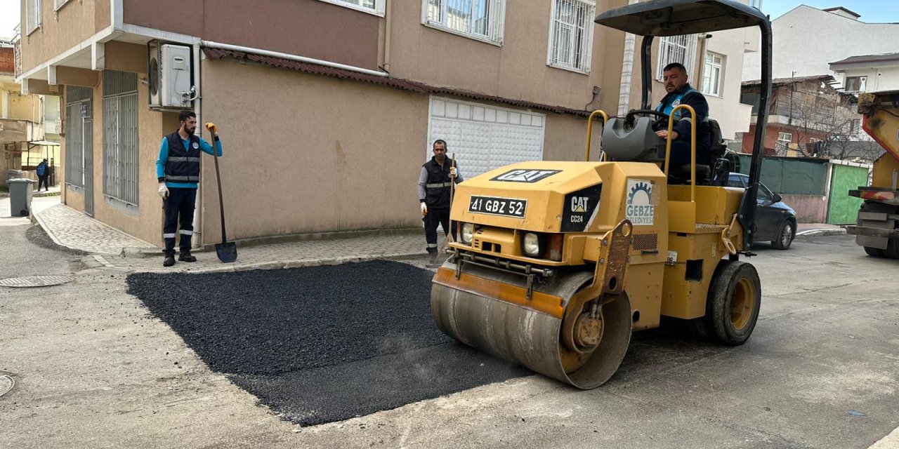 GEBZE BELEDİYESİ    Asfalt yama çalışmaları devam ediyor