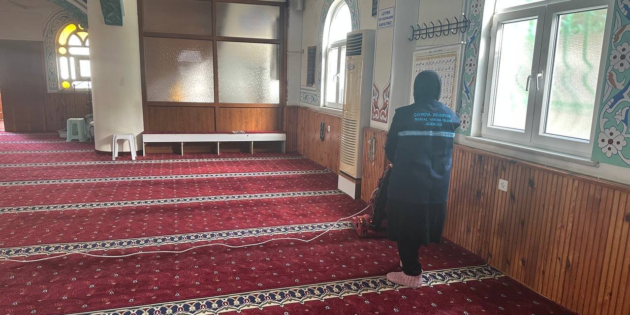 Çayırova’da camiler ve mezarlıklar Ramazan’a hazır