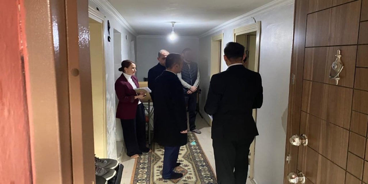 Vali Aktaş’tan İzmit’te Hane Ziyaretleri