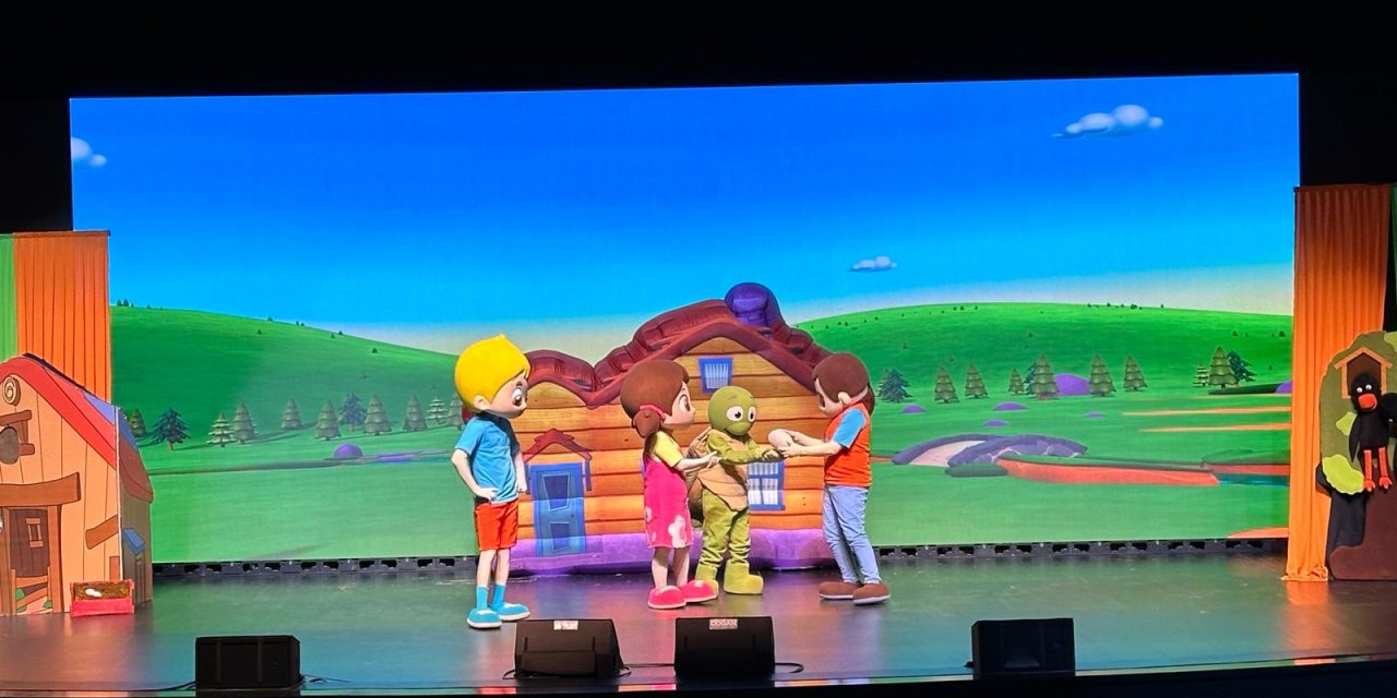 Niloya ve Arkadaşları Kocaeli’de Gizemli Bir Yolculuğa Çıkıyor