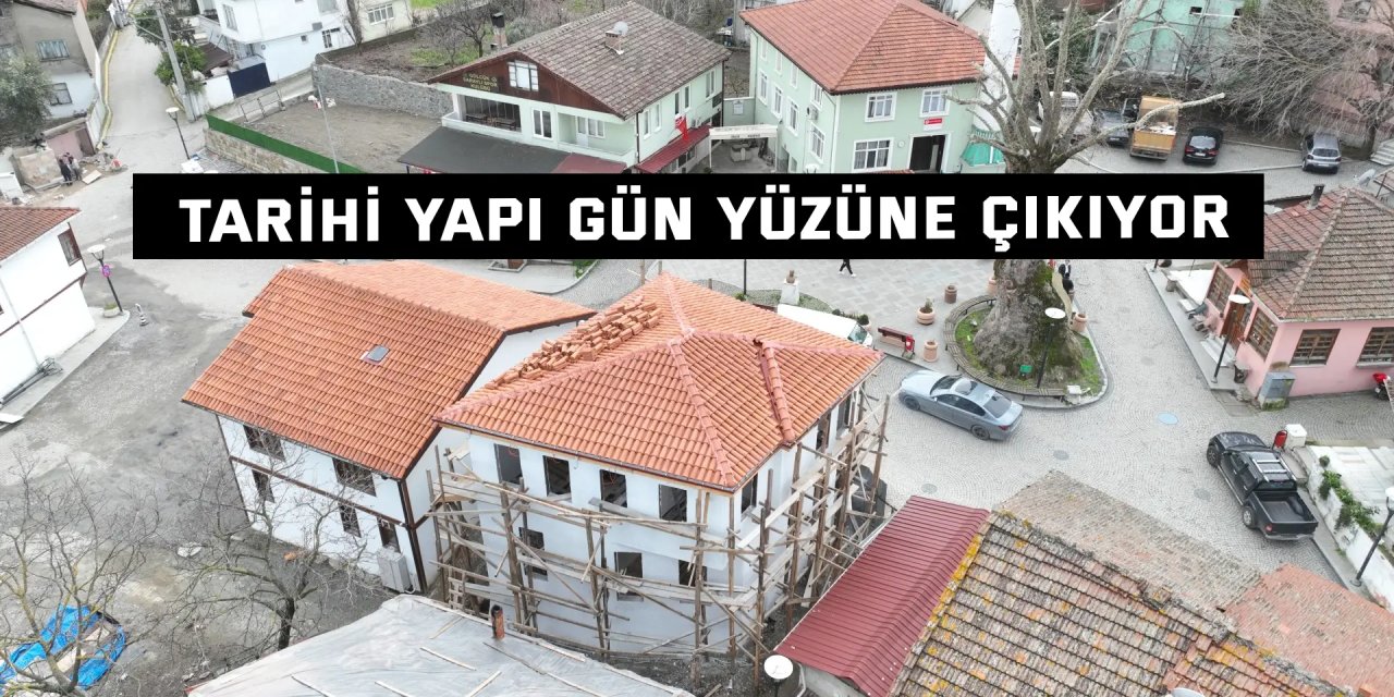Tarihi yapı gün yüzüne çıkıyor