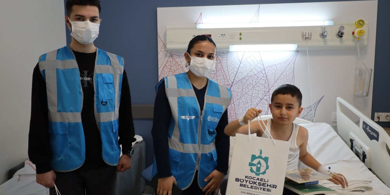 Gönülleri ısıtan hastane ziyareti