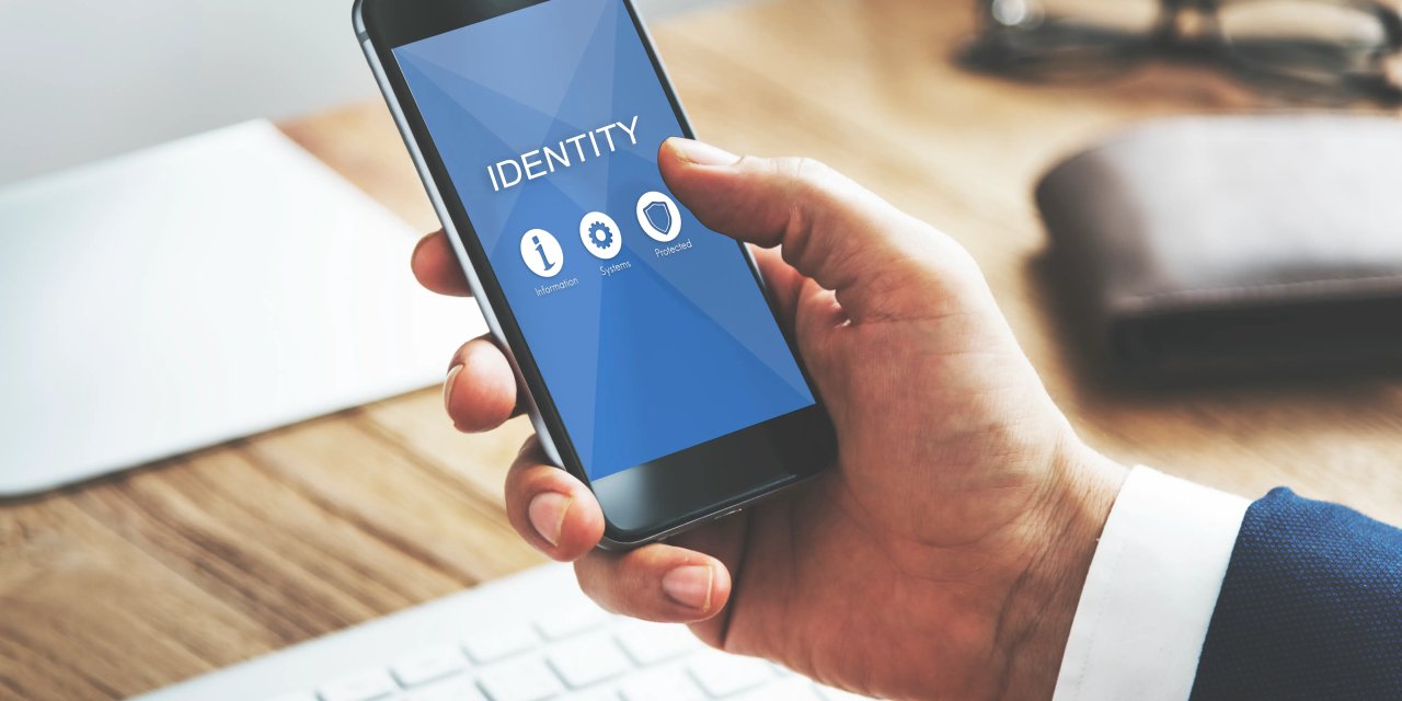 Kullanıcıların %75'i Büyük  Teknoloji Şirketlerine Güvenmiyor