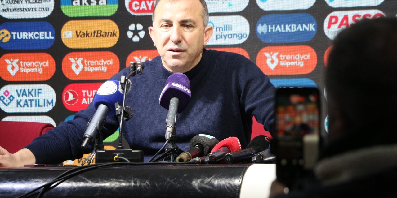 RECEP UÇAR:    "Taraftarları mutlu ettik, ondan dolayı mutluyuz"