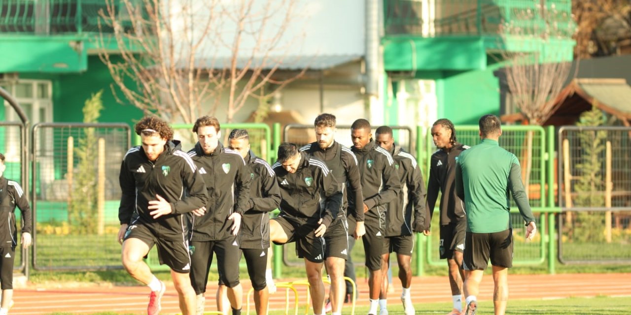 Kocaelispor, Beşiktaş maçının hazırlıklarına başladı