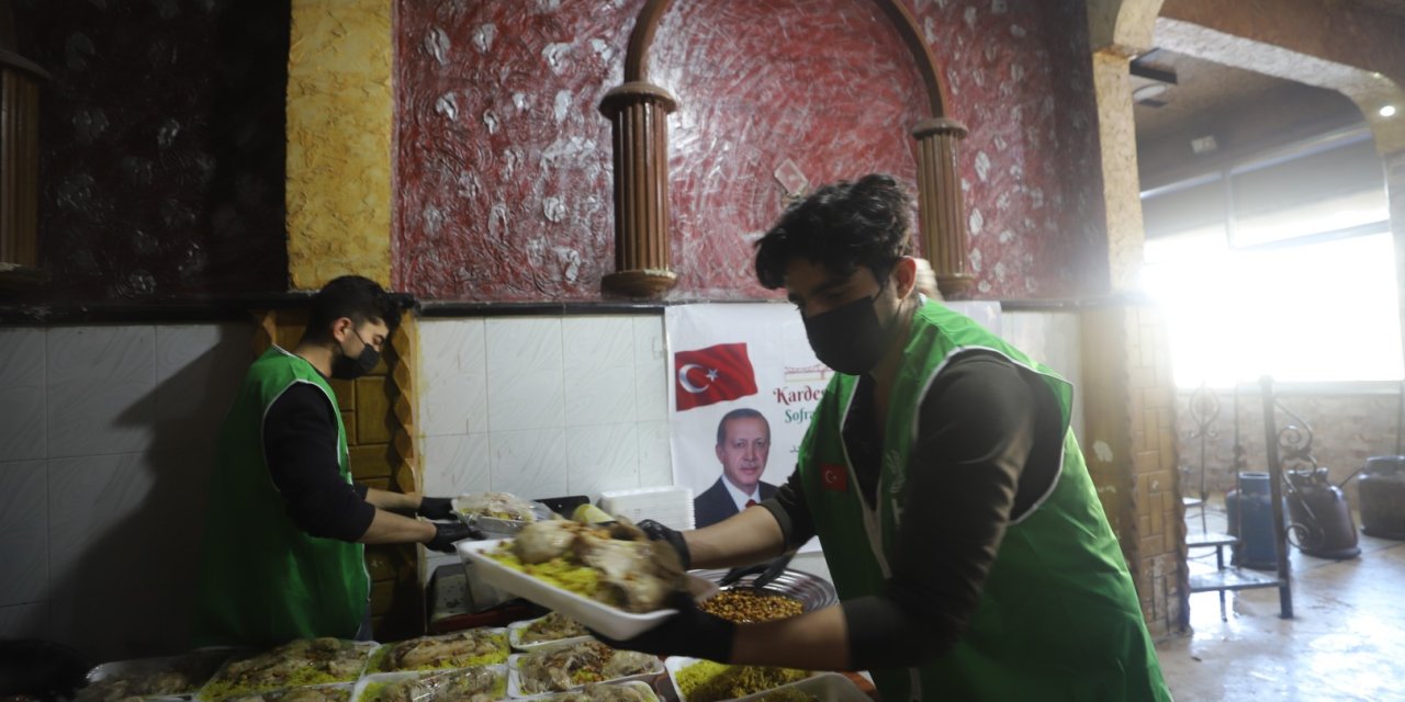 Büyükşehir'den Suriye  Rakka’da  İftar Programı